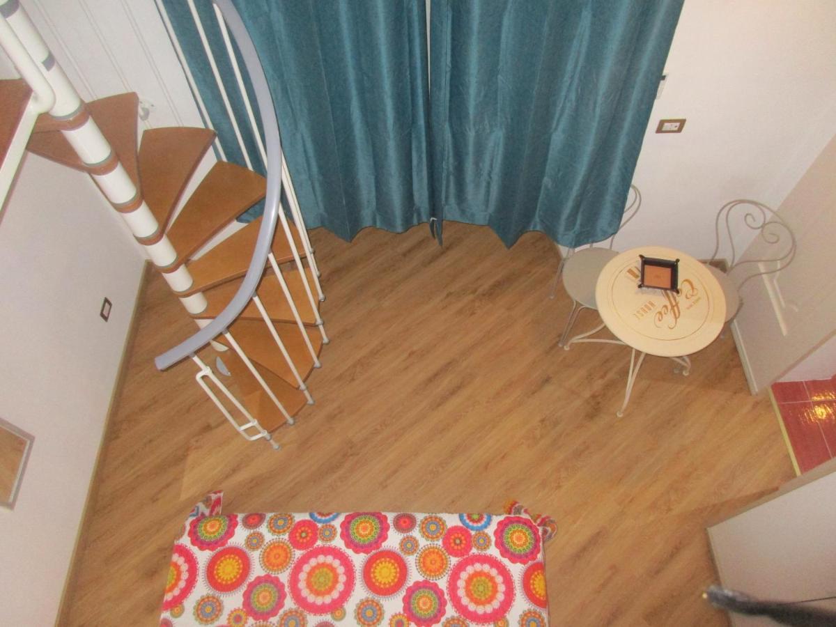 Bed and Breakfast Il Borghetto Neapel Exterior foto